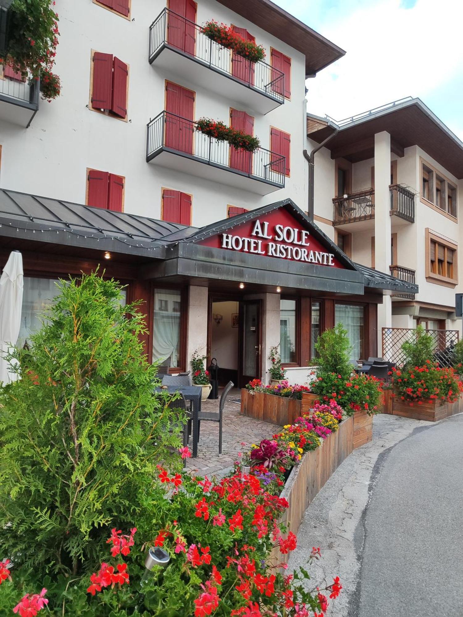 Al Sole Hotel Ristorante Dal 1870 Pieve di Cadore Exterior photo
